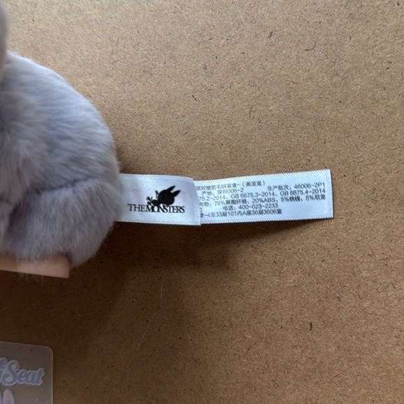 Have a Seat Labubu Zizi Plush Keychain from Pop Mart with Box and Card - Picture 4 of 10